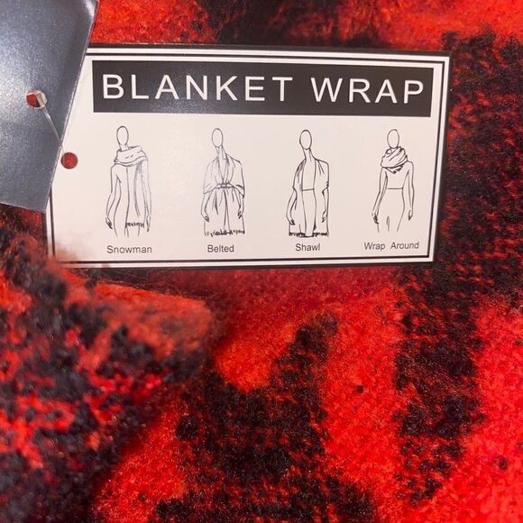 DKNY Oversized Red and Black Houndstooth Scarf Blanket Wrap NWT - Picture 5 of 6